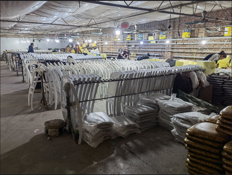 Porcellana Langyihe Furniture Co., Ltd Profilo Aziendale